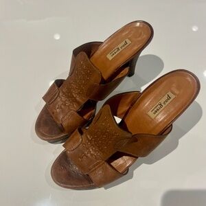 Paul Green sandals